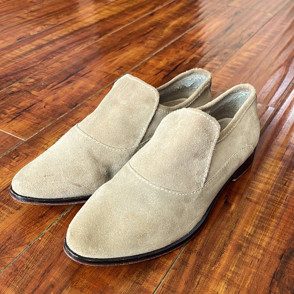 FREE PEOPLE Suede Brady Loafers Beige Tan Minimalist Boho Academia Sz 39.5